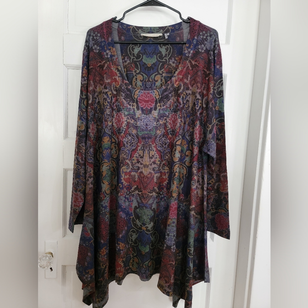 Soft Surroundings Pretty Paisley Women's Top
